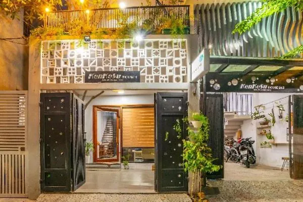 Appartamento Kenkesu-Entire House-3Brs-Nice Balcony-Free Airport Pick Up From 2 Nights Da Nang Vietnam